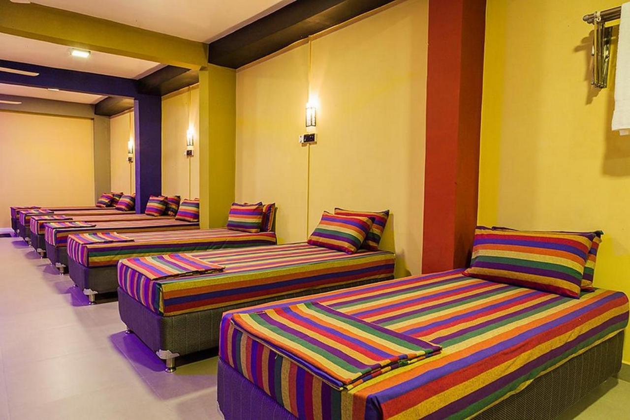 281 Kandy City Hostel & Rooms Deiyannewela Экстерьер фото